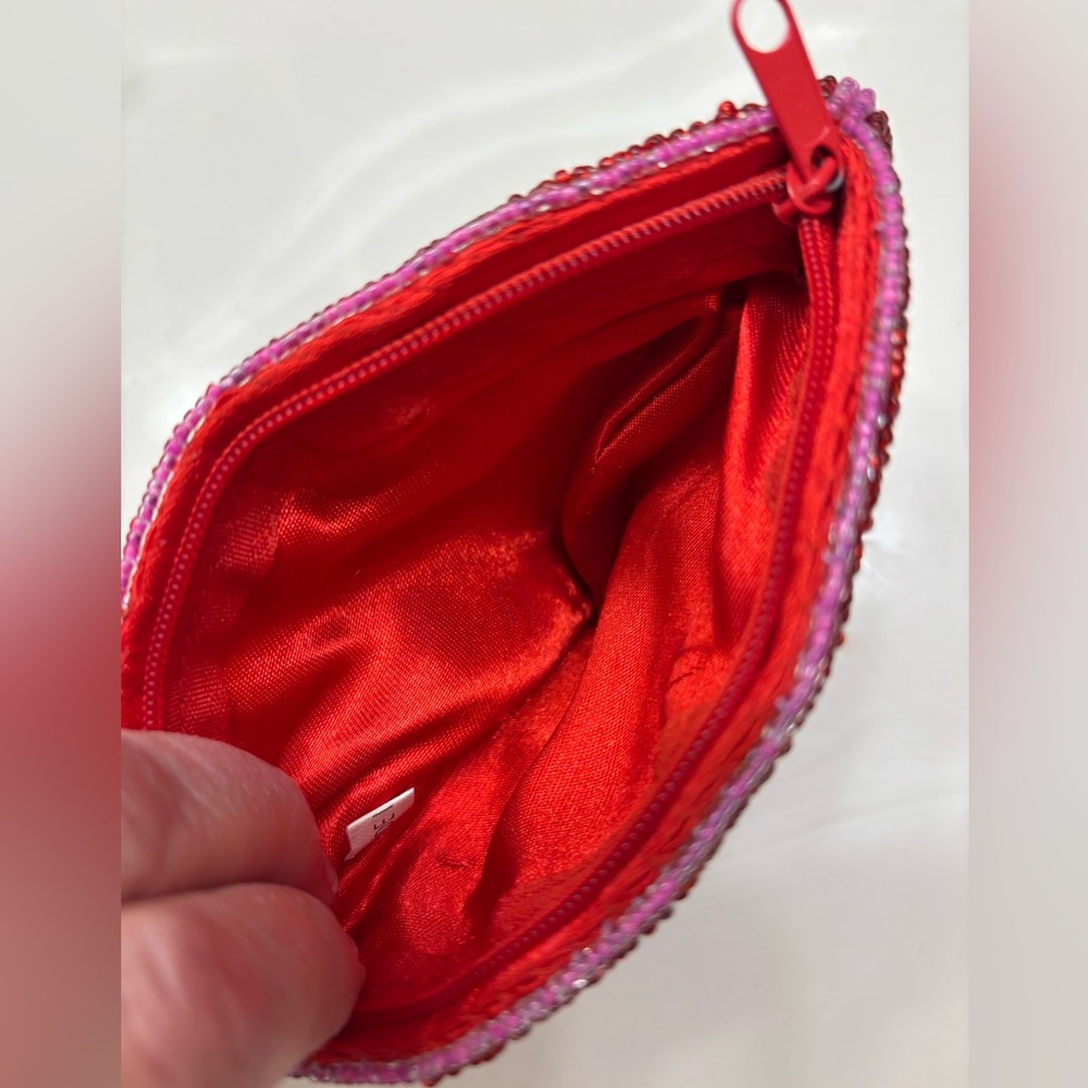 Red Hat beaded coin purse and key chain - Picture 3 of 5